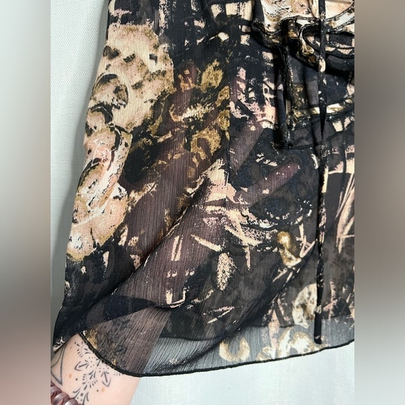 Spense Black and Beige Sheer Sleeveless Blouse - Picture 6 of 9